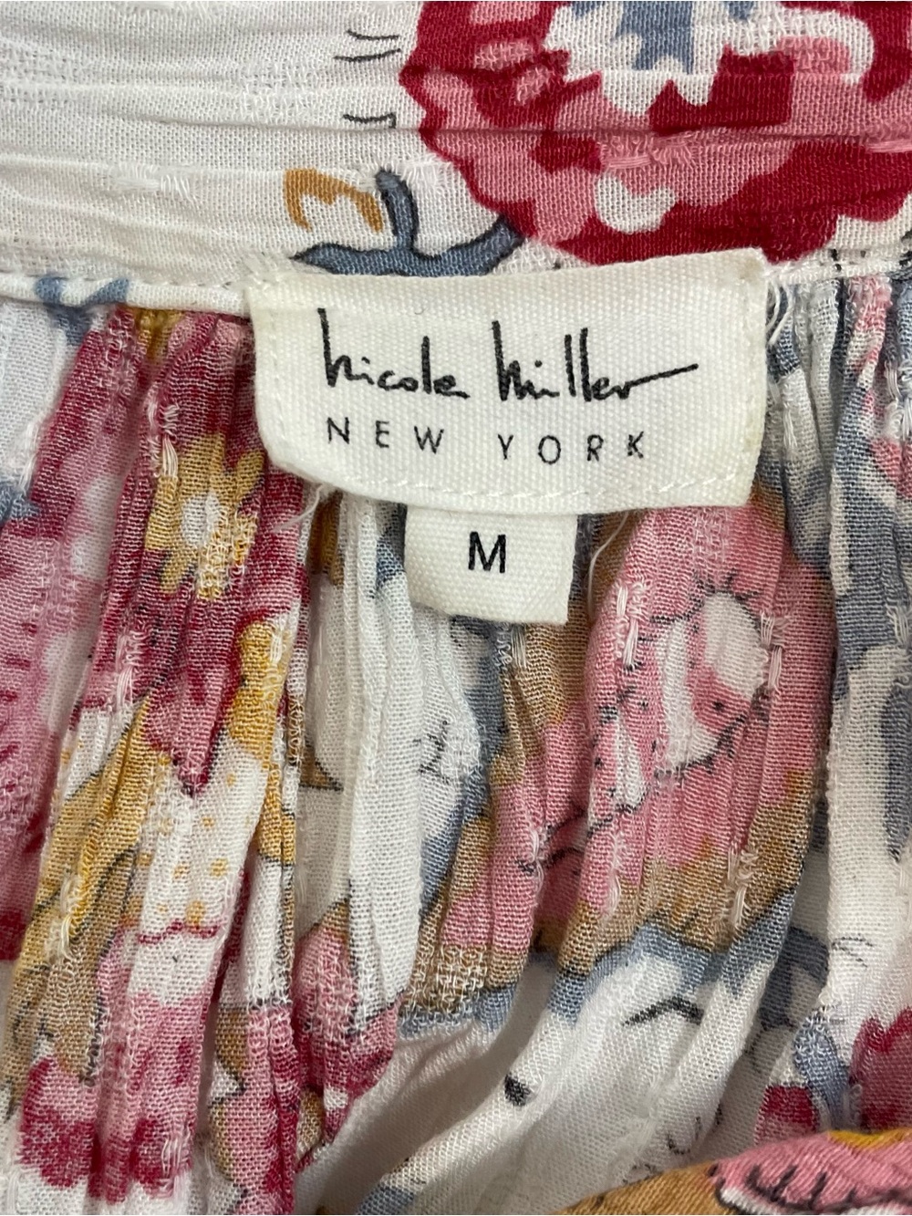 Nicole Miller, New York size medium women’s Boho floral top with ties on sleeves - Picture 4 of 5